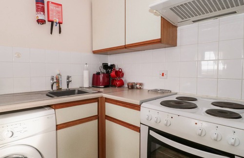 West Compton Cottage | BARTON COTTAGE, pet friendly, character holiday cottage in Bridport
