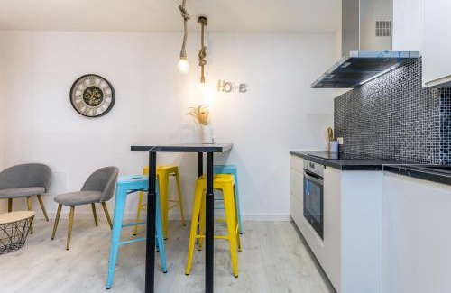 Mansilla de las Mulas Apartment | BaruHaus Estrella Mansilla