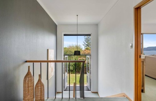 Waipahihi House | Base: 6 Extra: $30 1/81 Shepherd Road, Taupo