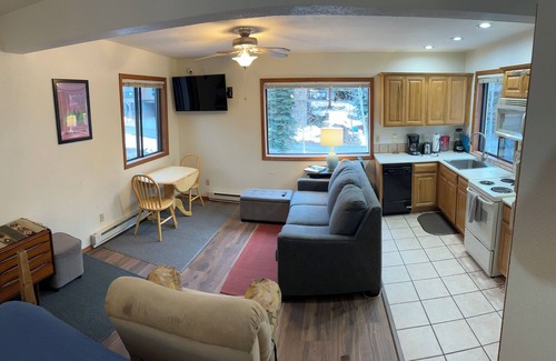 Purgatory Apartment | Base area Unit! Short walk to lift! Clean and comfortable! Best deal