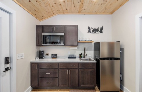 White Cloud House | Base Camp | Bear Den Studio #3