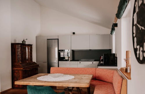 Bad Heilbrunn Apartment | Base camp for many sporting activities in the Oberland