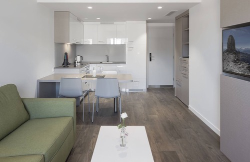 Nyon Apartment | Base Nyon