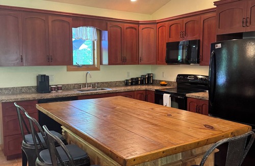 East Wakefield House | Basecamp - Province Lake