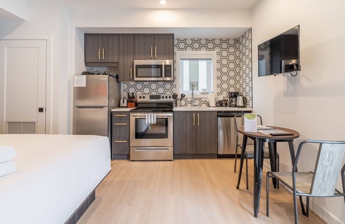 Revelstoke House | Basecamp Resorts Revelstoke I Micro-Suite
