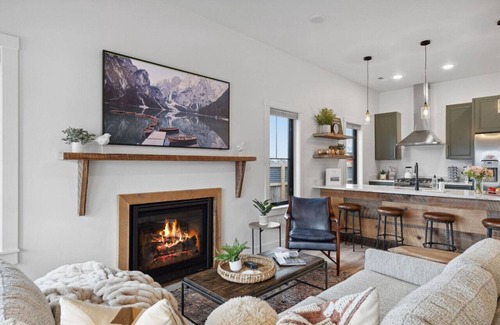 Riverfront House | *Basecamp: The Blue Bungalow*