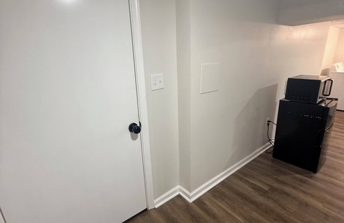 Overlea Apartment | Basement apartment w/private full bath & separate entrance in vibrant Baltimore
