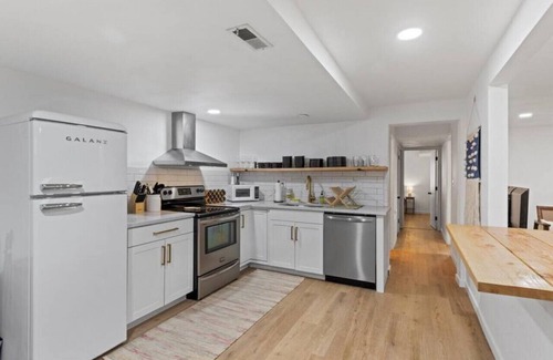 Northeast Colorado Springs Apartment | Basement Apt · Newly renovated basement apt