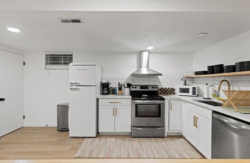 Northeast Colorado Springs Apartment | Basement Apt · Newly renovated basement apt