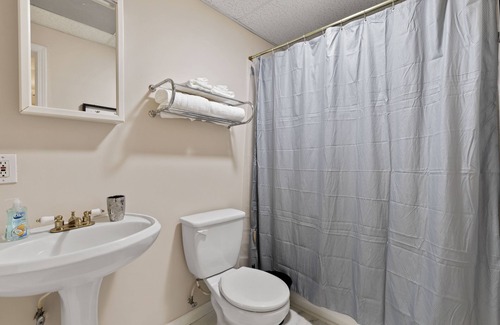 Milton Apartment | Basement Hideout in Alpharetta