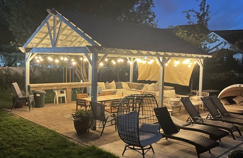 Pleasant Grove House | Basement Home with Private Pool and Hot Tub