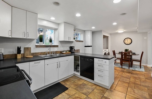 Sandy Apartment | Basement Retreat: Private Entry, Updated, Ski Passes, Sleeps 8, Near Trax Station, 3 TVs, Patio!