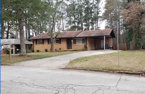 Decatur House | Basement Room with private entrance, 5 min from interstate, 10 min from downtown