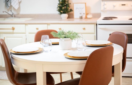 Steinbach Apartment | Basement Suite in Steinbachnn