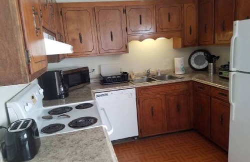 Panama City House | Basic In town Apartment 15 minutes from the Beach