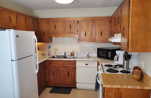 Panama City Apartment | Basic Intown Apartment convenient to Beach and Town