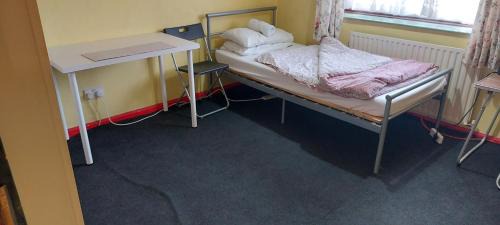 Basildon House | Basildon House of Muralist