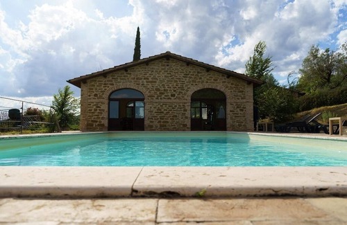 Valfabbrica Apartment | Basilico, Agriturismo Ca'Mazzetto, Organic farmhouse in Franciscan peace trail