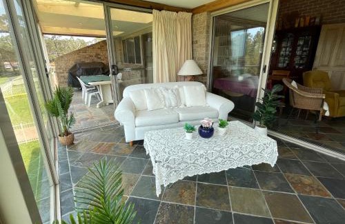 St. Georges Basin House | BasinWaterStays Waterfront Jetty - Brm1
