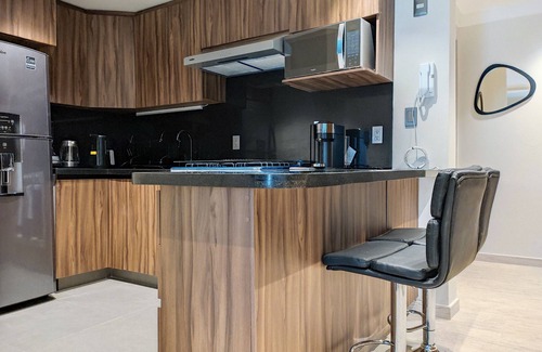 Colonia Roma Apartment | Bask in Now: Minimalist Elegance Meets 202's Modern Fancy