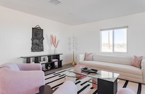 Yucca Valley House | Basketball l Modern l Cold Tub - Lotus Lane