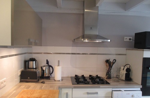 Ustaritz Apartment | Basque country between sea and mountains, quiet ground floor apartment with garden