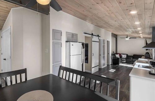Rideau Lakes Cottage | BASS LAKE BEAUTY 🎣