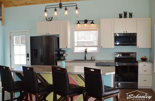 Vestaburg House | Bass Lake Cottage!