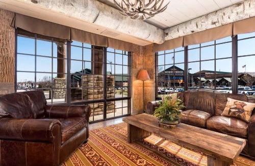 Springfield Hotel | Bass Pro Shops Angler's Lodge