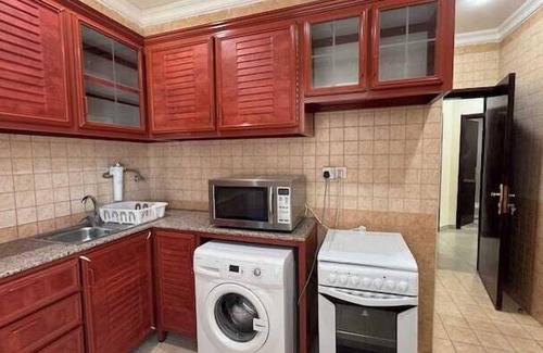 Salmiya Apartment | Basser 6
