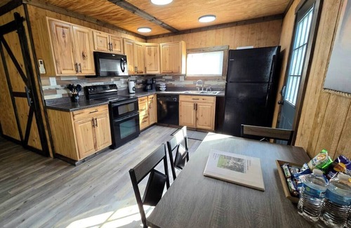 Quitman House | BASShole on Lake Fork * HOT TUB