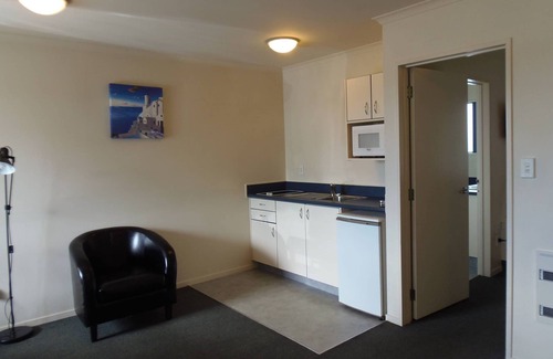 Levin Hotel | Bassingers Motor Lodge