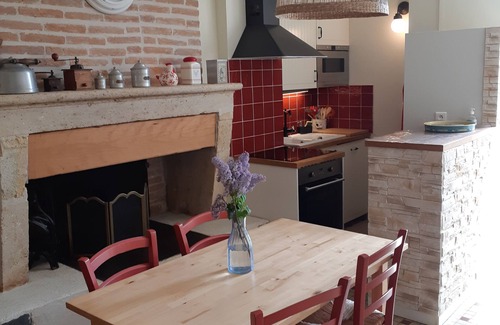 Saint-Macaire House | Bastida, Gironde house - Rated 3 *, a friendly, relaxing place to stay.