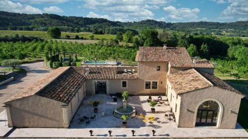 Ansouis Bed & Breakfast | Bastide Saint Maurin