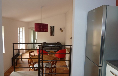 Taillades House | Bastidon of character in stone with swimming pool at the foot of the Luberon
