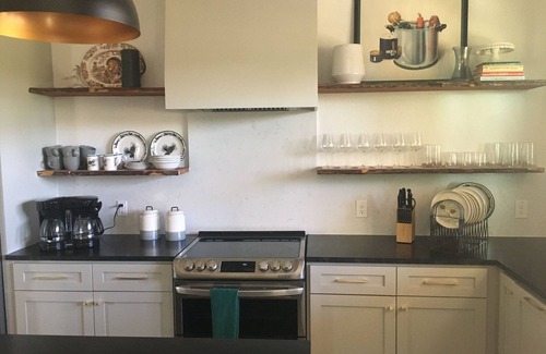 Bastrop House | Bastrop/Smithville New Cute Modern Country HomenRemote and Quiet