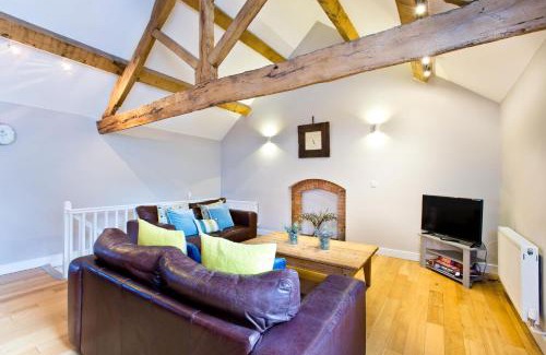 Hurdlow House | Bat's Belfry