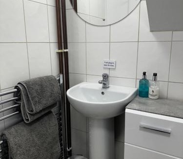 Bath House | Bath Boating Station