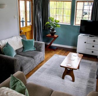 Bath House | Bath Boating Station