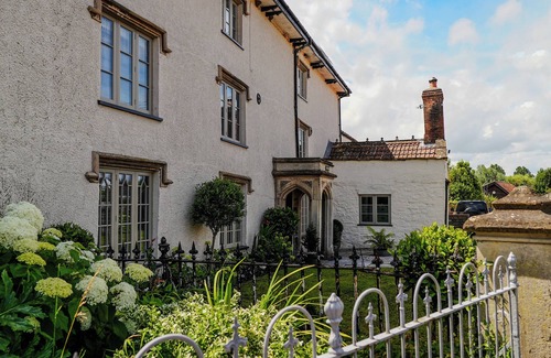 Aller Cottage | BATH HOUSE, pet friendly, character holiday cottage in Langport