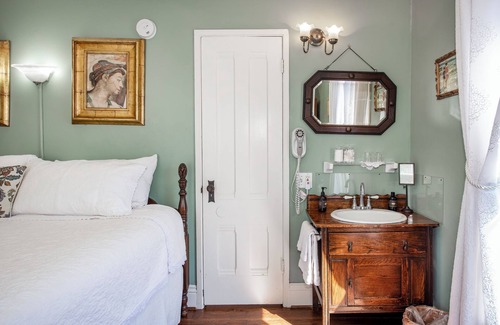 Oak Park Bed & Breakfast | Bath Street Inn B & B, Santa Barbara