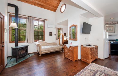 Oak Park Bed & Breakfast | Bath Street Inn