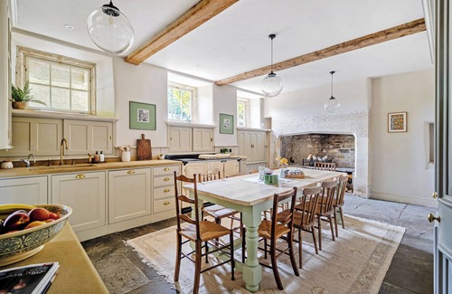 Batheaston Cottage | BATHEASTON HOUSE, pet friendly, luxury holiday cottage in Batheaston