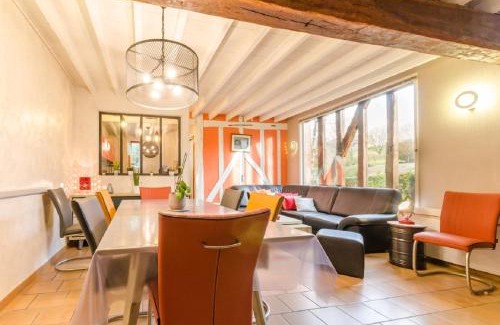 Laubressel House | baticelher