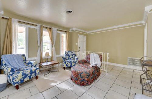 Scotlandville House | Baton Rouge Vacation Rental with Yard 10 Mi to LSU!