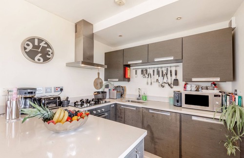 Old Portsmouth Cottage | BATTERY HOUSE, family friendly, country holiday cottage in Portsmouth