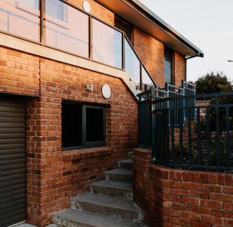 Penneshaw House | Baudin House