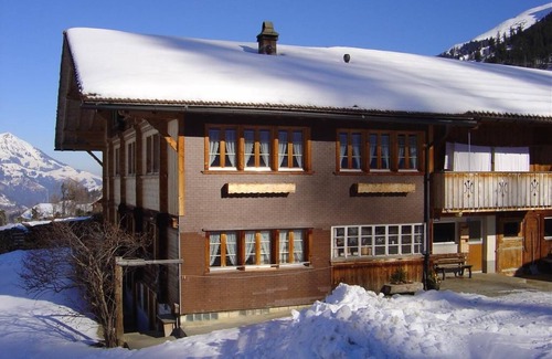 Achsete Apartment | Bauernhaus Uf dr Flue by Interhome