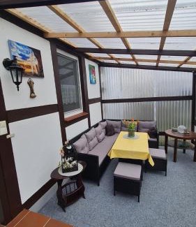 Grabow-Below Apartment | Bauernstübchen