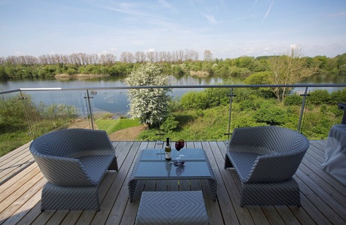 Cirencester Villa | Bauhinia House (HM73) Lower Mill Estate, Cotswolds